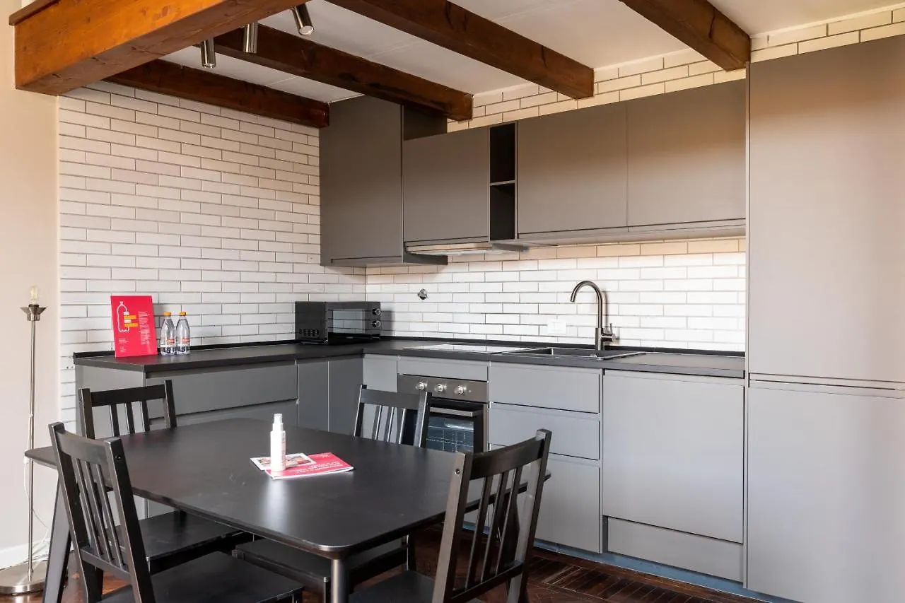 Wooden Design Apartment By Wonderful Italy Bologna
