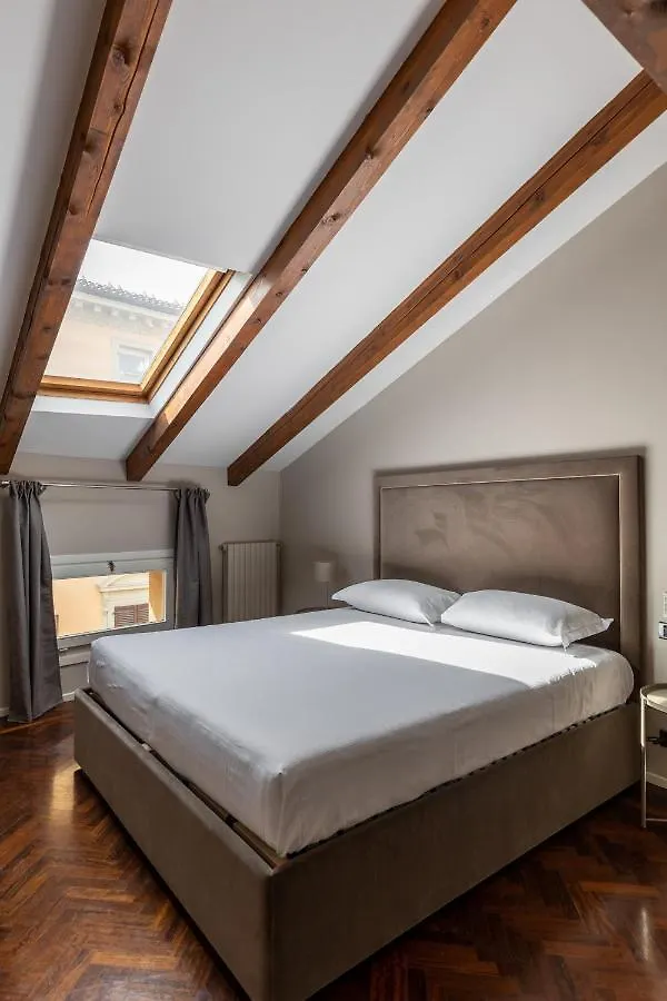 Wooden Design Apartment By Wonderful Italy Bologna