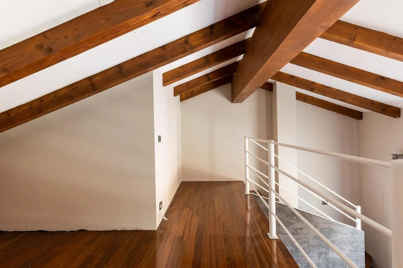 Wooden Design Apartment By Wonderful Italy Bologna